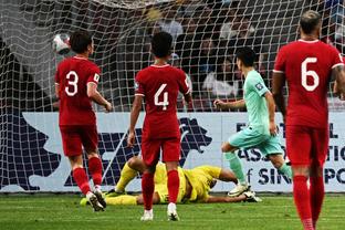 亚洲杯-沙特2-0九人吉尔吉斯斯坦 沙特两连胜提前一轮出线